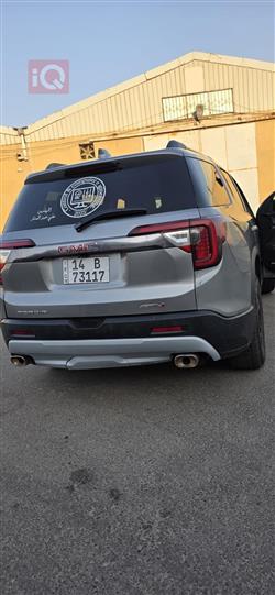 GMC Acadia